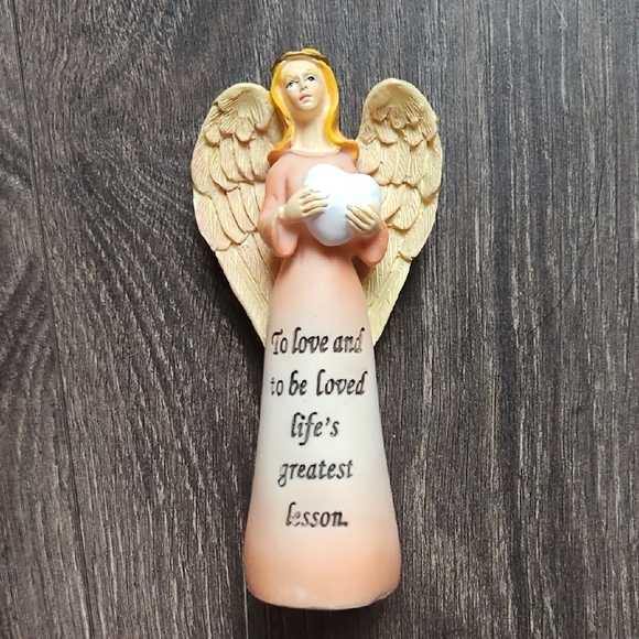 Angel Figurine with Heart - Orange and White - Picture 2 of 6